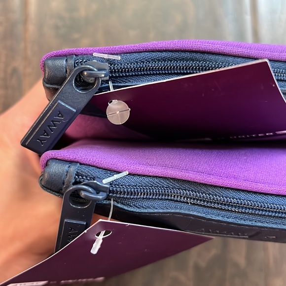 2 United Airline x Away Travel Amenity Kit Bundle Lot Purple Zip Pouch Toiletry - Picture 4 of 8